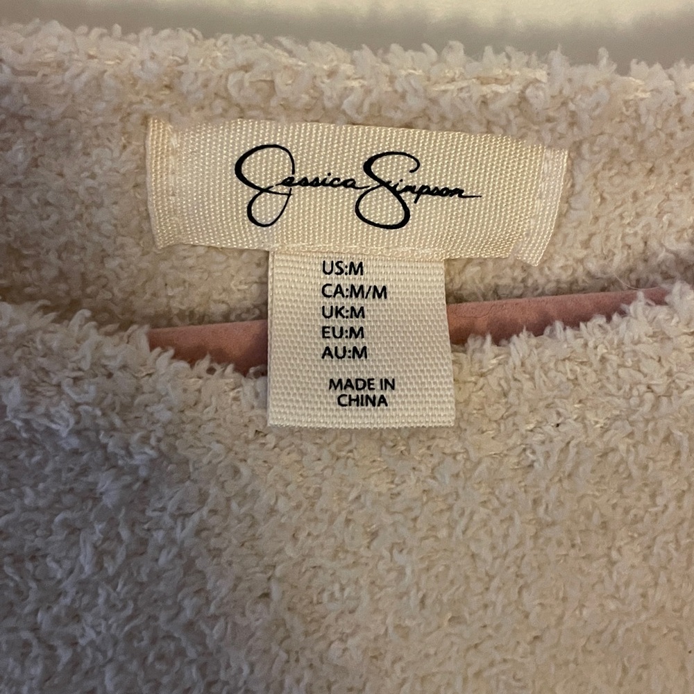 Cozy Pink Heart Sweater - Picture 2 of 9